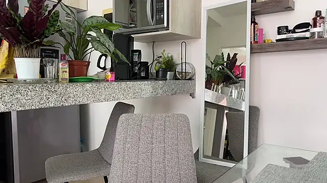 mommy nadin online show from 03.15.25