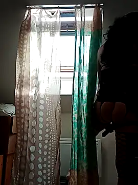 JOHANNA9MOI02 online show from 11.10.25