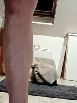 JOHANNA9MOI02 online show from 11.27.25