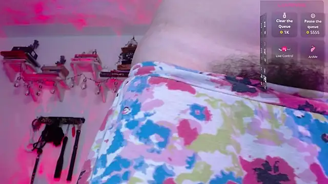 Snapshot of Eve_Blue77 chatting on 12.02.25 Eve Blue77 online show from 12.02.25