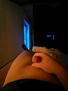 Snapshot of eigude10 chatting on 11.09.25 eigude10 online show from 11.09.25