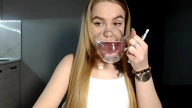 Snapshot of Sunbeam_ chatting on 03.01.25 Sunbeam online show from 03.01.25