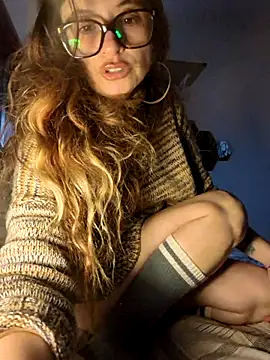 Snapshot of xgabyenlalunax chatting on 03.21.25 xgabyenlalunax online show from 03.21.25