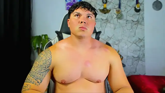 Snapshot of Drakexion21 chatting on 09.30.25 Drakexion21 online show from 09.30.25