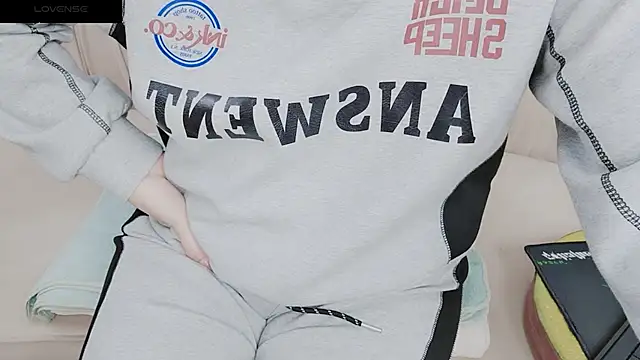 Sophie Secret online show from 01.18.25