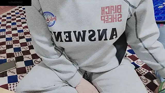 Sophie Secret online show from 02.04.25