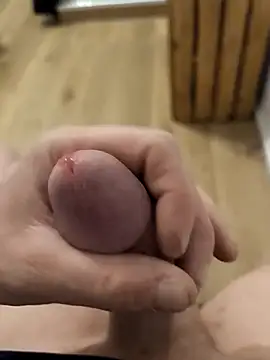 M-1985 online show from 03.14.25