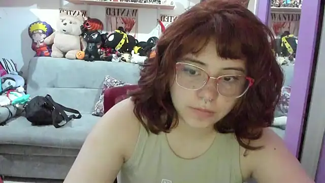 Snapshot of soficammy chatting on 12.01.24 soficammy online show from 12.01.24