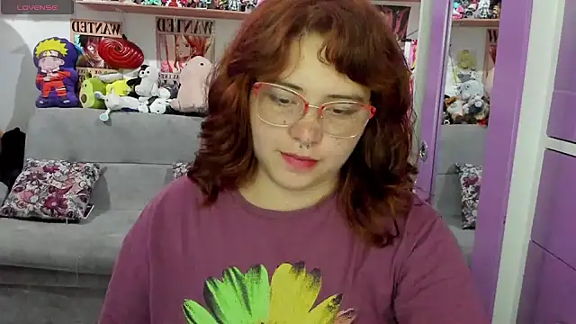 Snapshot of soficammy chatting on 01.09.25 soficammy online show from 01.09.25