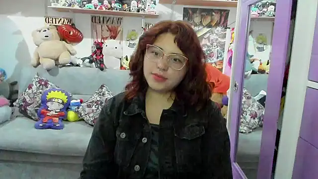 Snapshot of soficammy chatting on 01.16.25 soficammy online show from 01.16.25