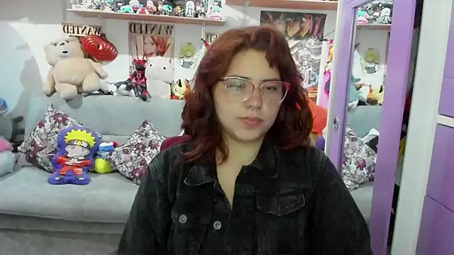 Snapshot of soficammy chatting on 01.17.25 soficammy online show from 01.17.25