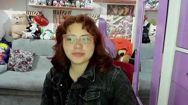 Snapshot of soficammy chatting on 01.20.25 soficammy online show from 01.20.25