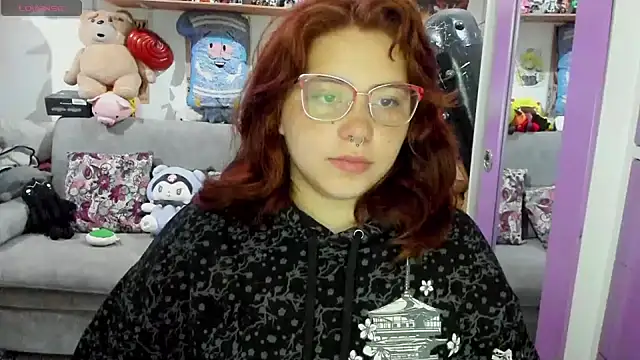 Snapshot of soficammy chatting on 01.25.25 soficammy online show from 01.25.25