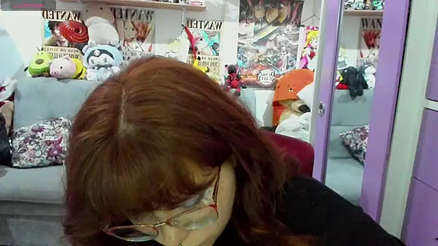 Snapshot of soficammy chatting on 02.11.25 soficammy online show from 02.11.25