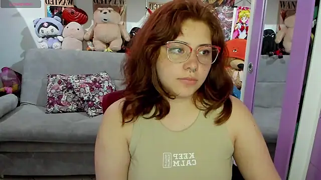 Snapshot of soficammy chatting on 02.20.25 soficammy online show from 02.20.25