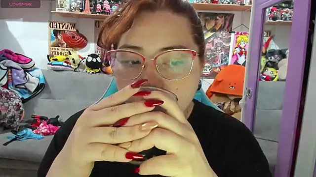 Snapshot of soficammy chatting on 09.14.25 soficammy online show from 09.14.25