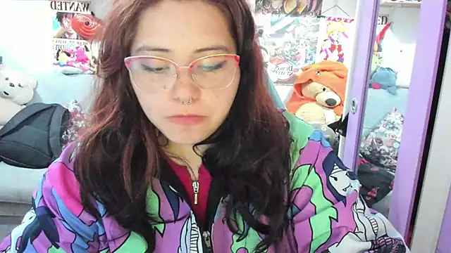 Snapshot of soficammy chatting on 09.24.25 soficammy online show from 09.24.25