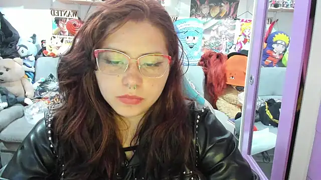 Snapshot of soficammy chatting on 10.15.25 soficammy online show from 10.15.25