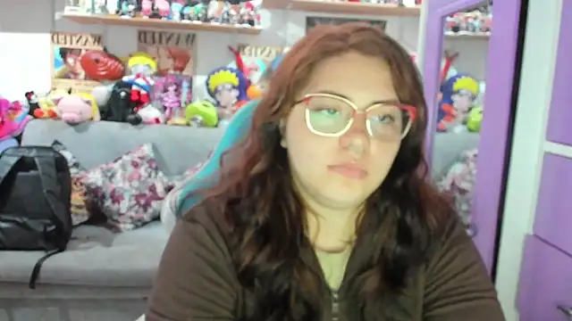 Snapshot of soficammy chatting on 10.17.25 soficammy online show from 10.17.25