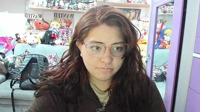 Snapshot of soficammy chatting on 10.18.25 soficammy online show from 10.18.25