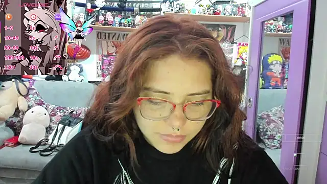 Snapshot of soficammy chatting on 11.05.25 soficammy online show from 11.05.25