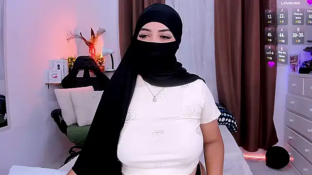 Snapshot of KeishaDanger_ chatting on 02.22.25 KeishaDanger online show from 02.22.25