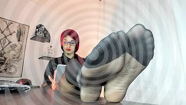 Snapshot of luci_fer_devil chatting on 02.09.25 luci fer devil online show from 02.09.25