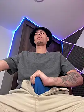 bigryann23 online show from 02.01.26